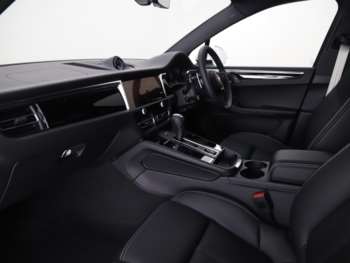 Used Porsche Macan 2025 for sale - 75474146: Photo