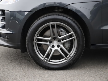 Used Porsche Macan 2020 for sale - 78995858: Photo