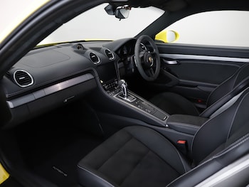 Used Porsche Cayman 2022 for sale - 75585870: Photo