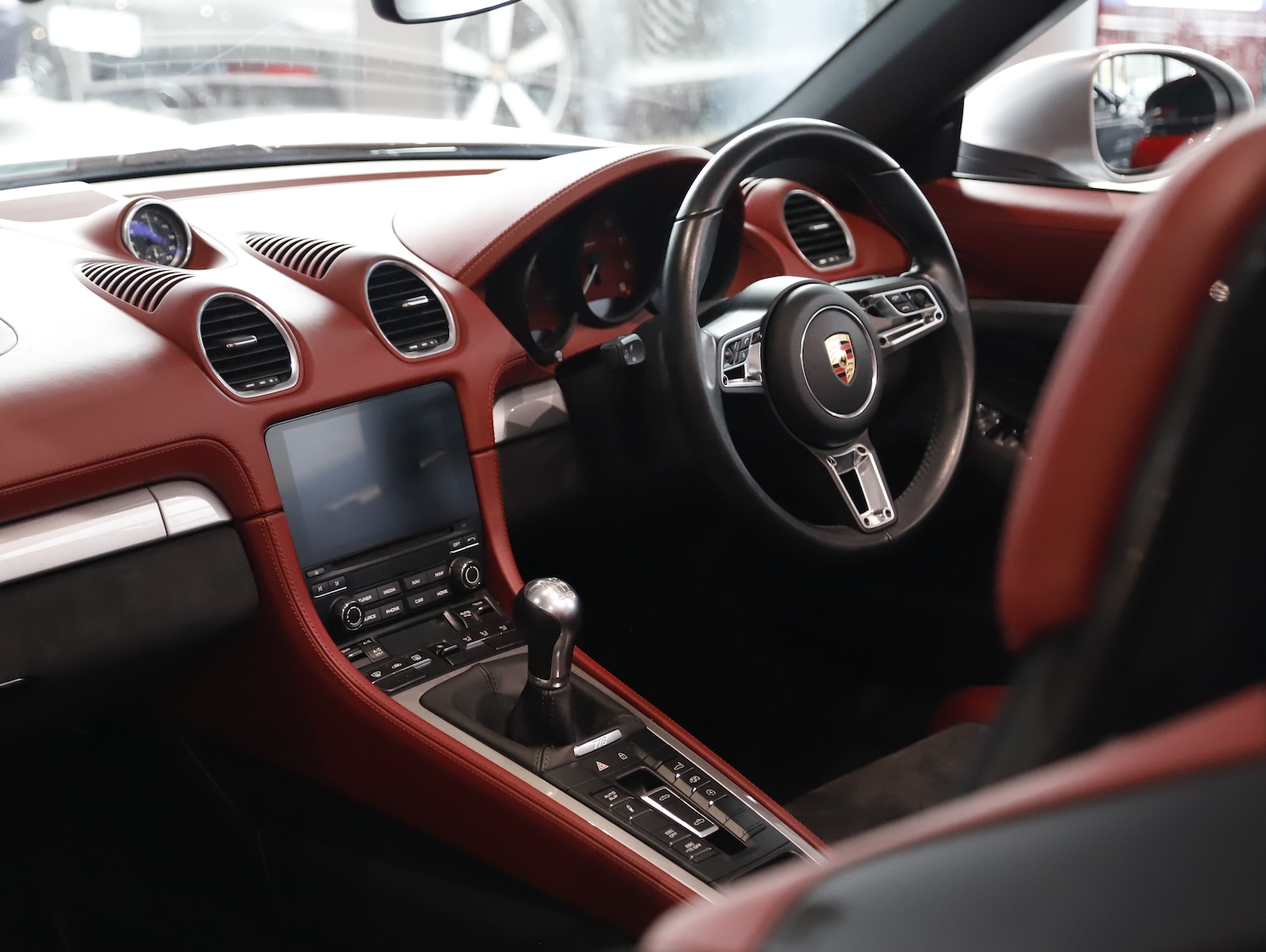 Used Porsche 718 Spyder 2019 for sale - 77463307: Photo 18