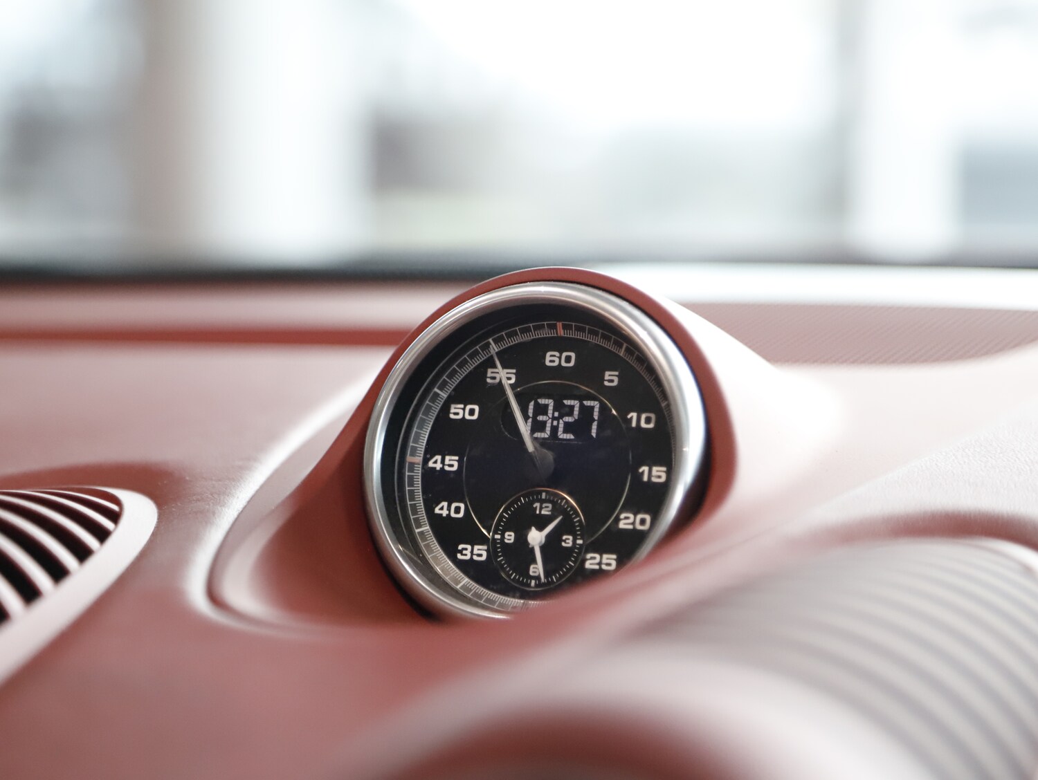 Used Porsche 718 Spyder 2019 for sale - 77463307: Photo 35