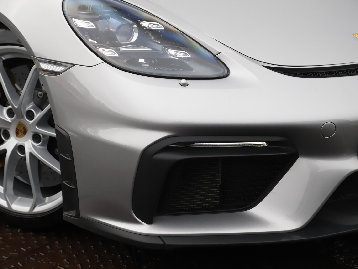 Used Porsche 718 Spyder 2019 for sale - 77463307: Photo 43