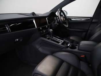 Used Porsche Macan 2022 for sale - 74869620: Photo