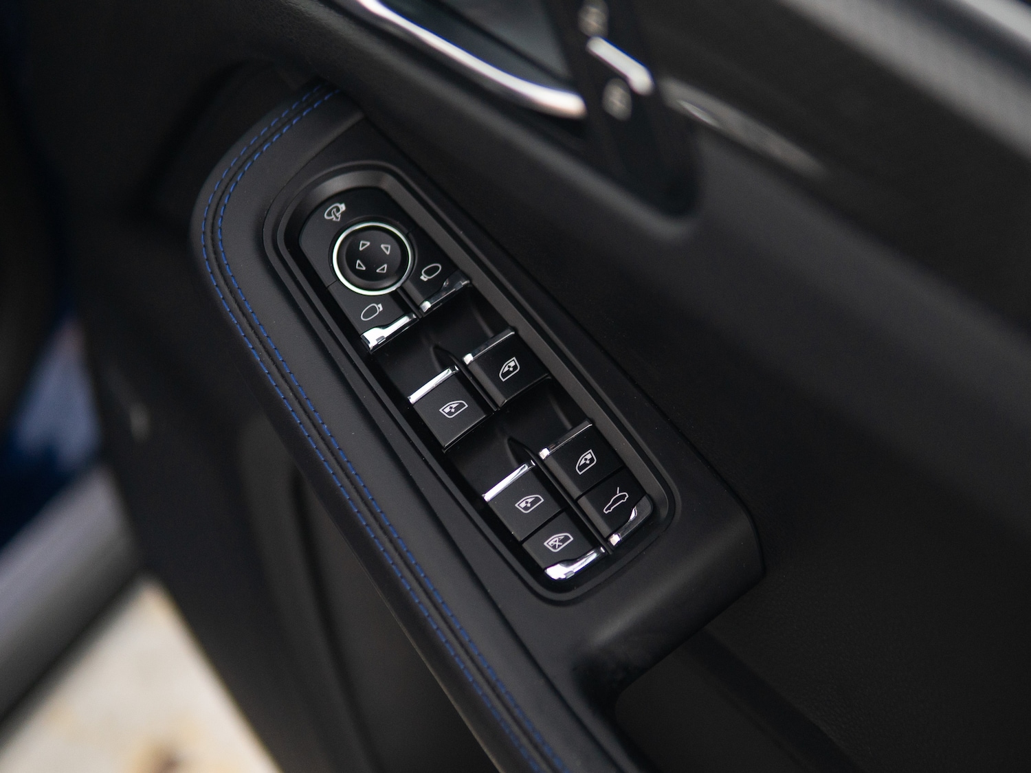 Used Porsche Macan 2023 for sale - 78044910: Photo 19