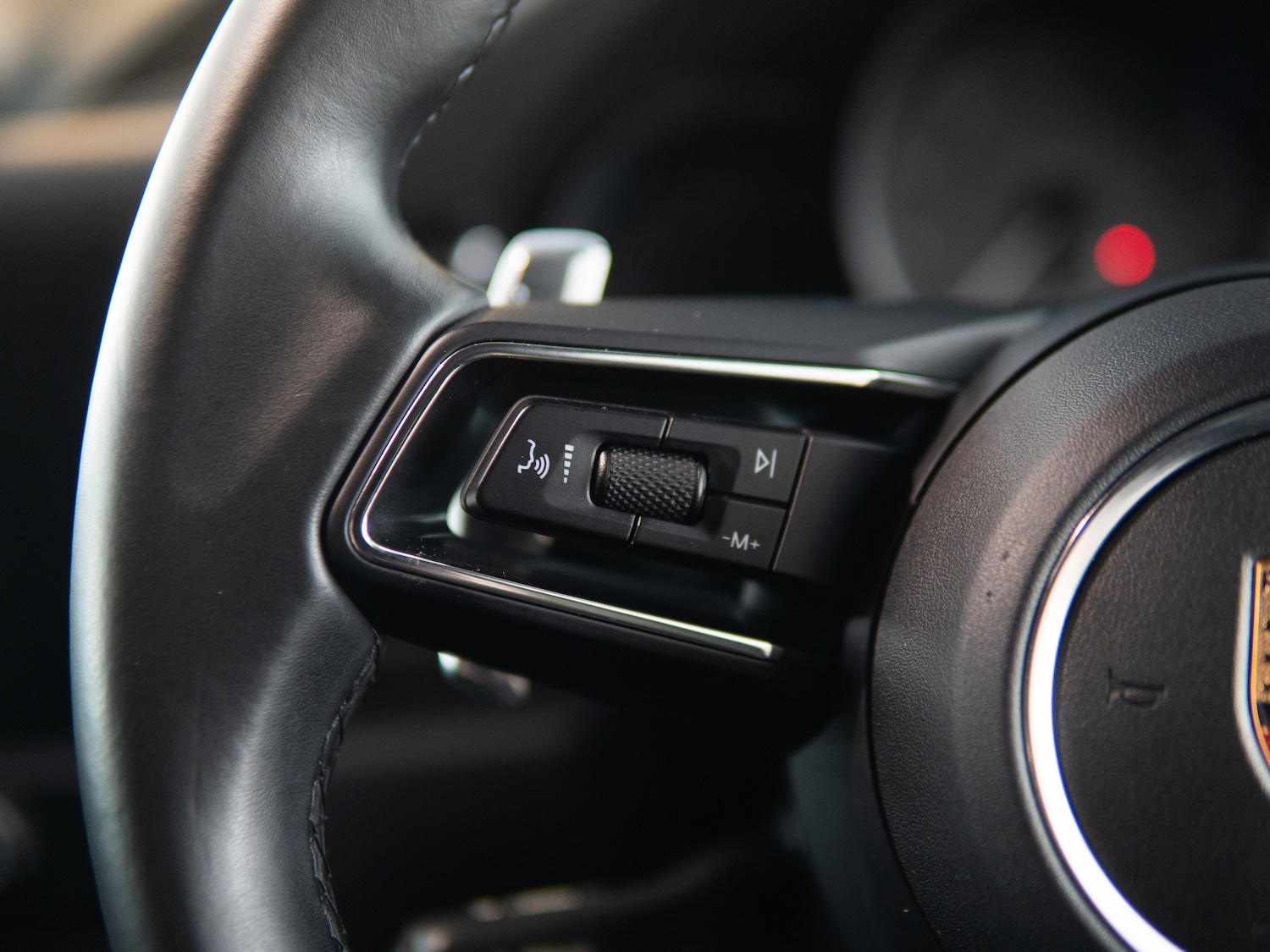 Used Porsche Macan 2023 for sale - 78044910: Photo 42