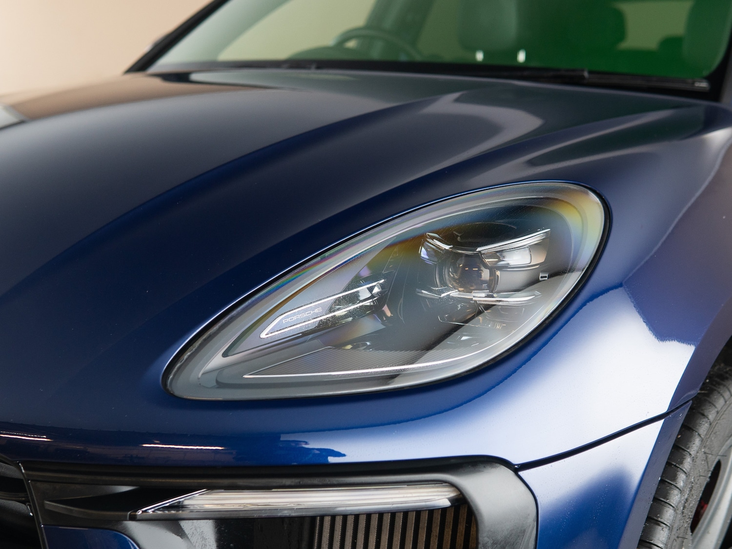 Used Porsche Macan 2023 for sale - 78044910: Photo 45