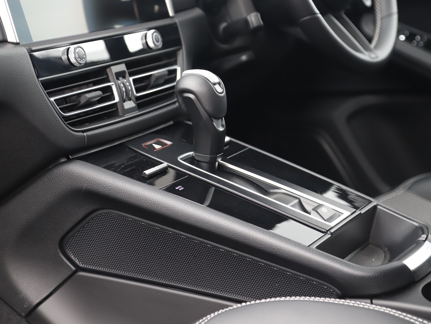 Used Porsche Macan 2024 for sale - 77836185: Photo 20