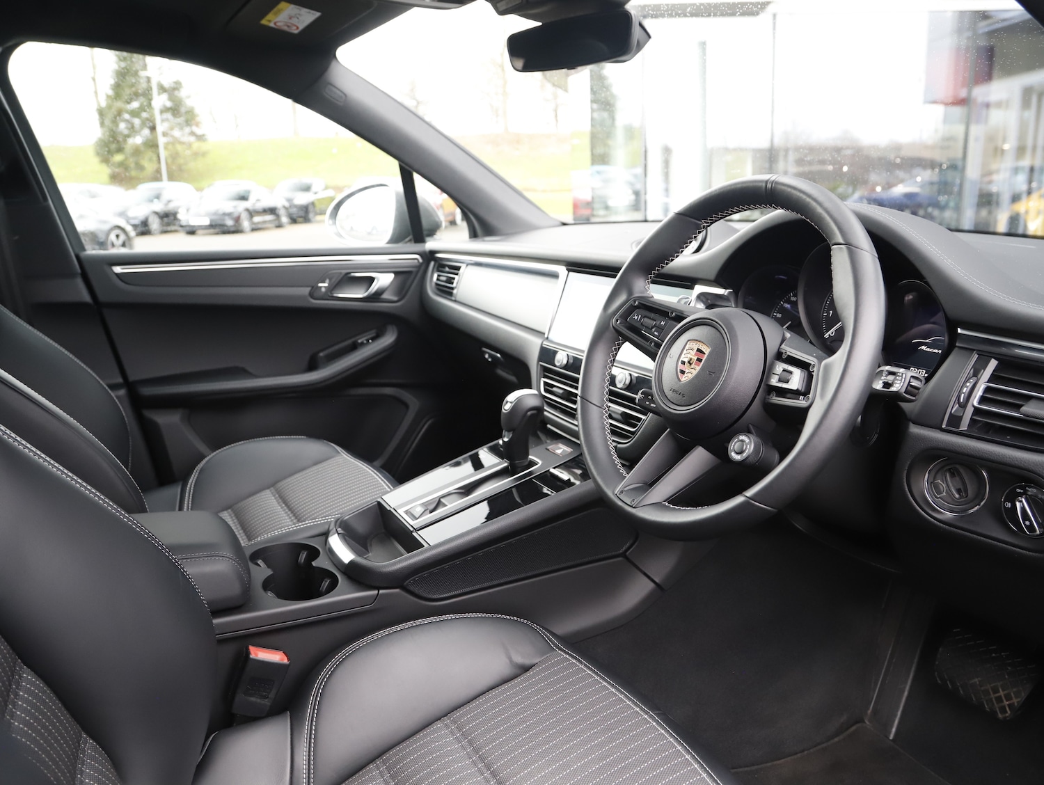 Used Porsche Macan 2024 for sale - 77836185: Photo 25