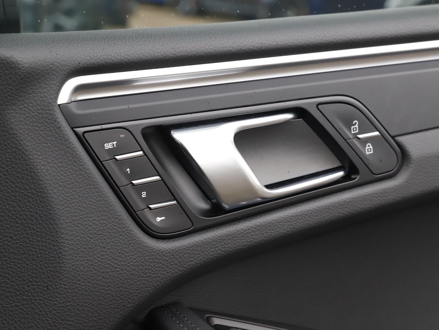 Used Porsche Macan 2024 for sale - 77836185: Photo 34