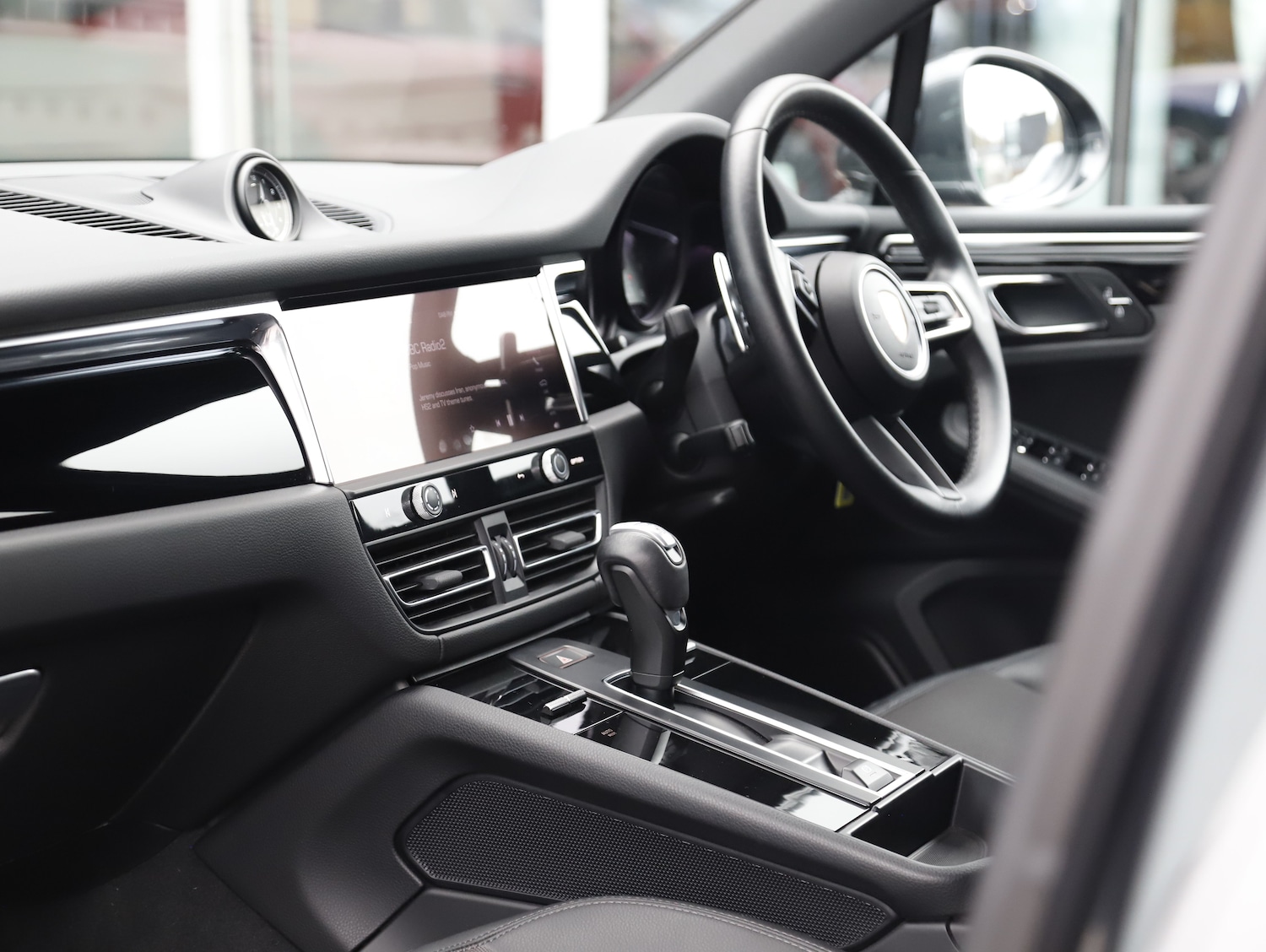 Used Porsche Macan 1969 for sale - 78016363: Photo 22