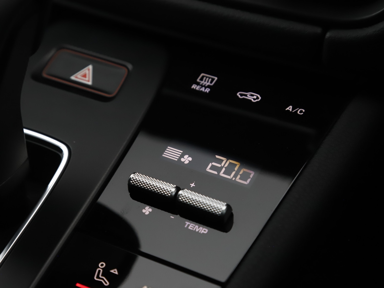 Used Porsche Macan 1969 for sale - 78016363: Photo 36