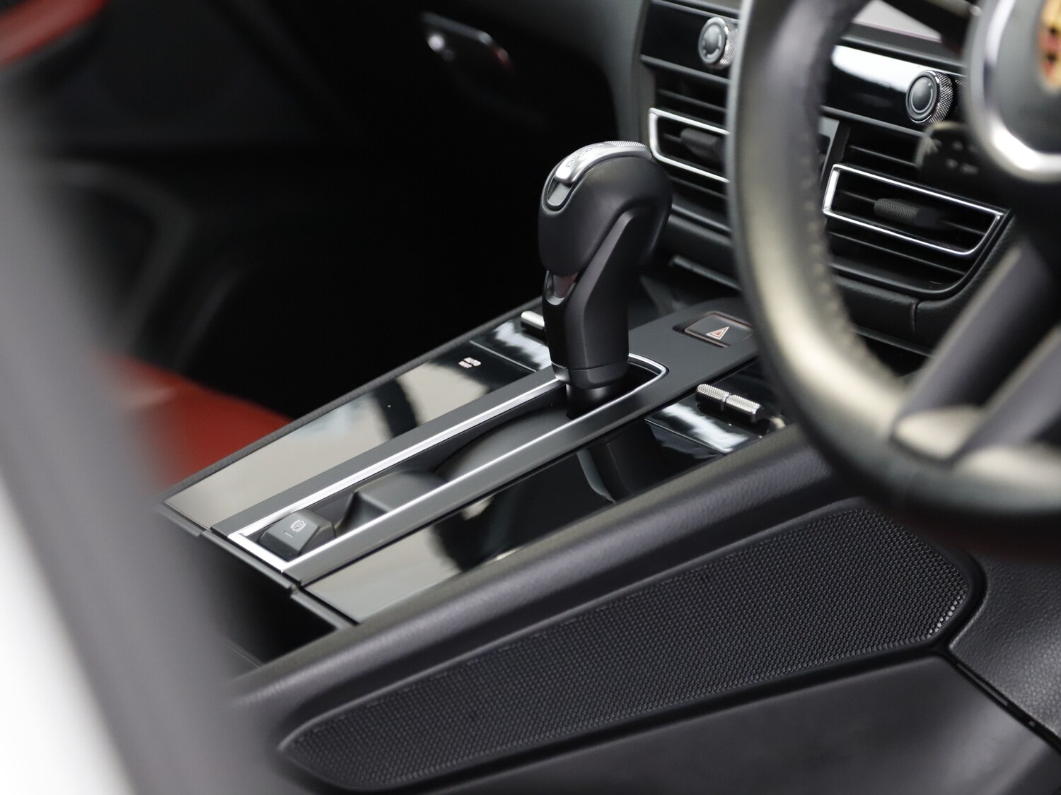 Used Porsche Macan 2022 for sale - 76344984: Photo 14