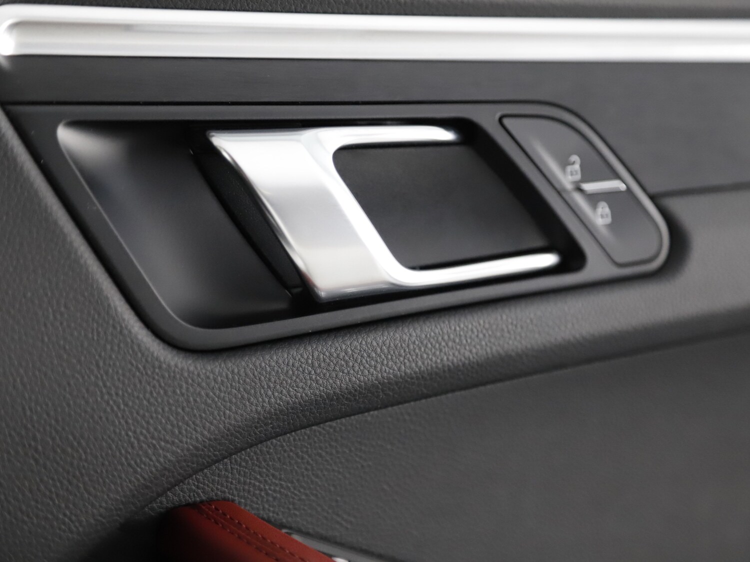 Used Porsche Macan 2022 for sale - 76344984: Photo 30