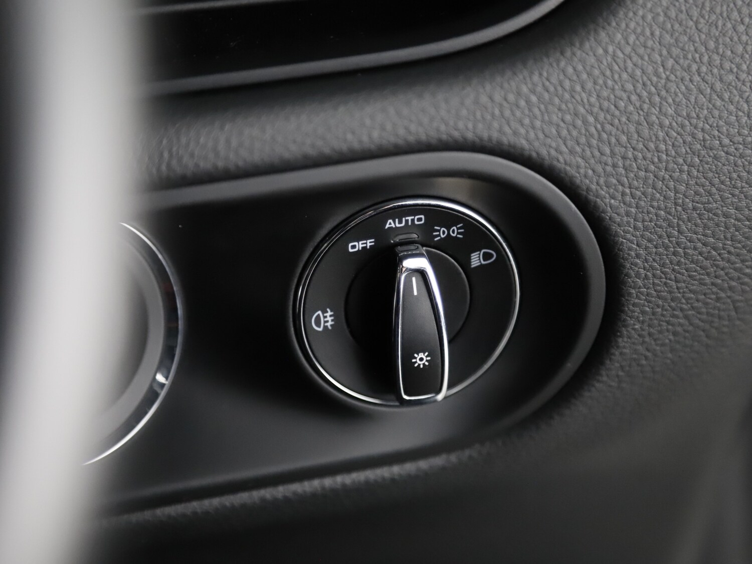 Used Porsche Macan 2022 for sale - 76344984: Photo 32