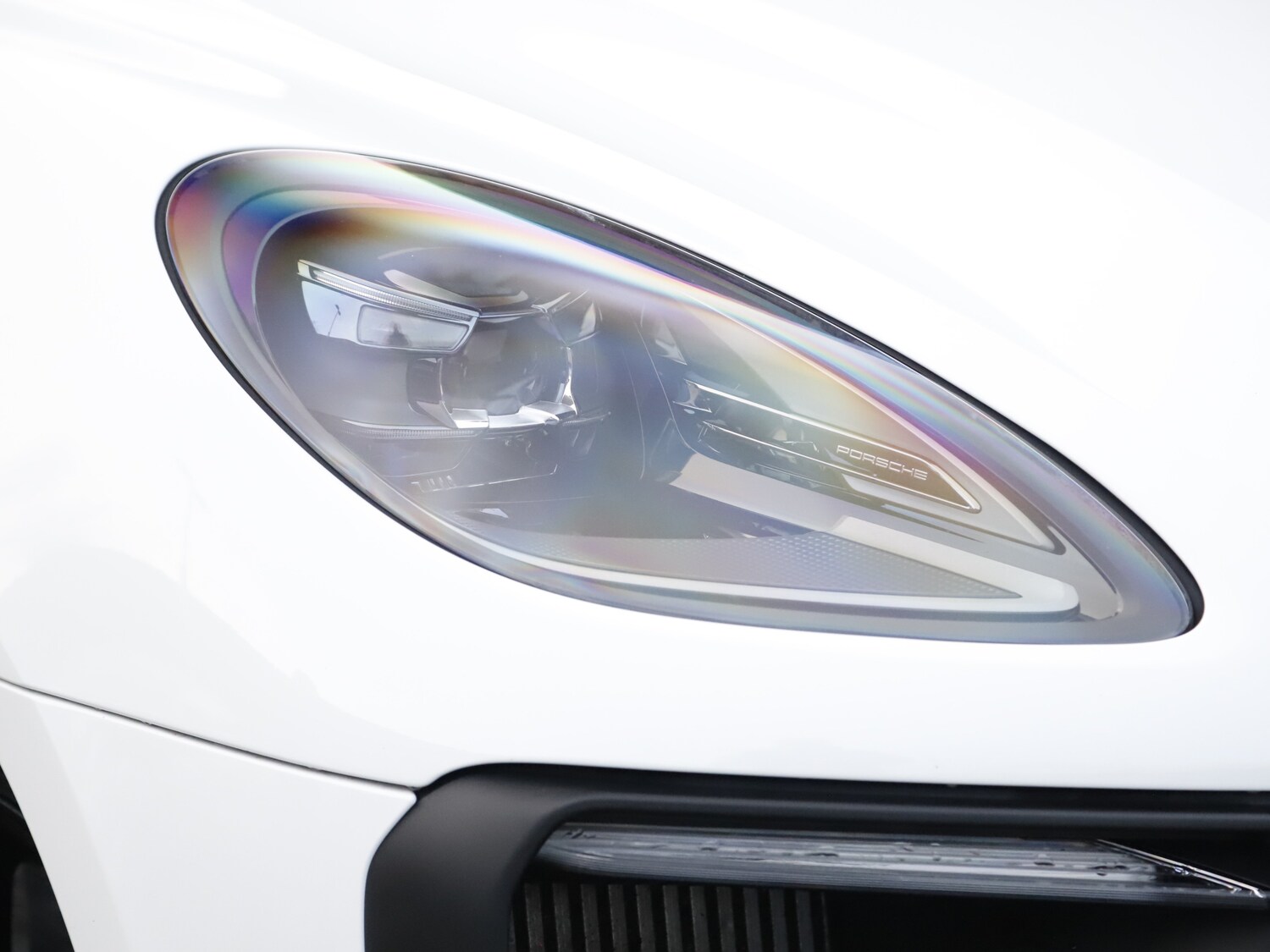 Used Porsche Macan 2022 for sale - 76344984: Photo 33