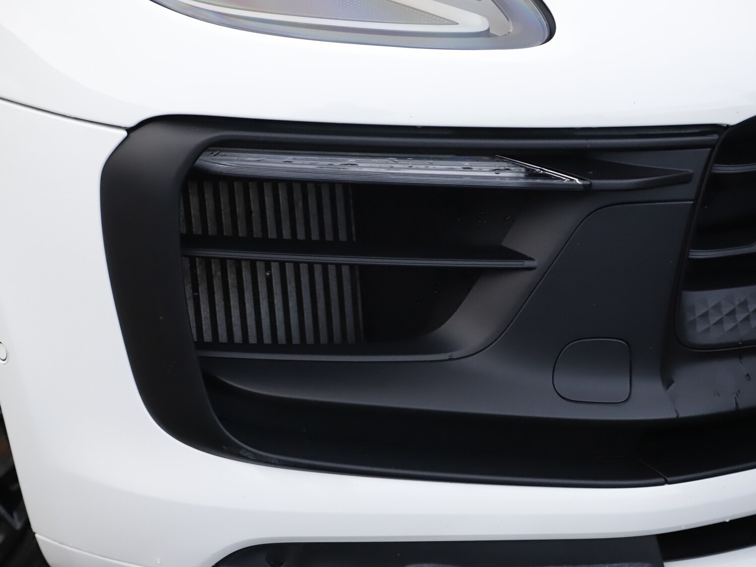 Used Porsche Macan 2022 for sale - 76344984: Photo 34