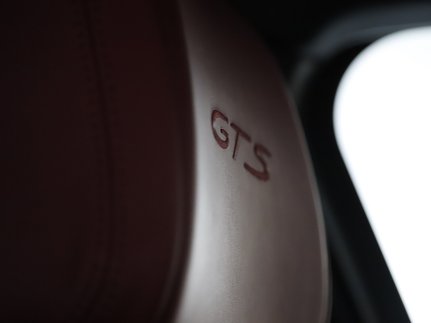 Used Porsche Macan 2022 for sale - 76344984: Photo 39