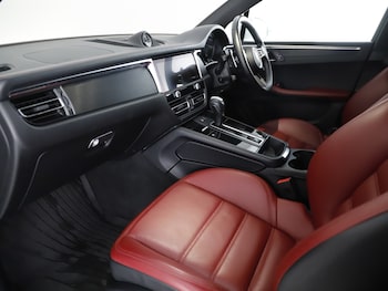 Used Porsche Macan 2022 for sale - 76344984: Photo