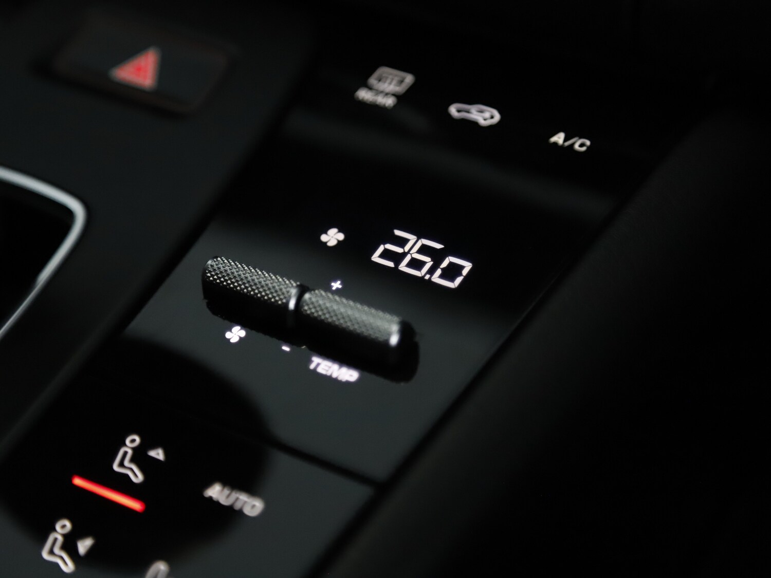 Used Porsche Macan 2022 for sale - 76344984: Photo 40