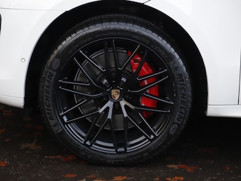 Used Porsche Macan 2022 for sale - 76344984: Photo