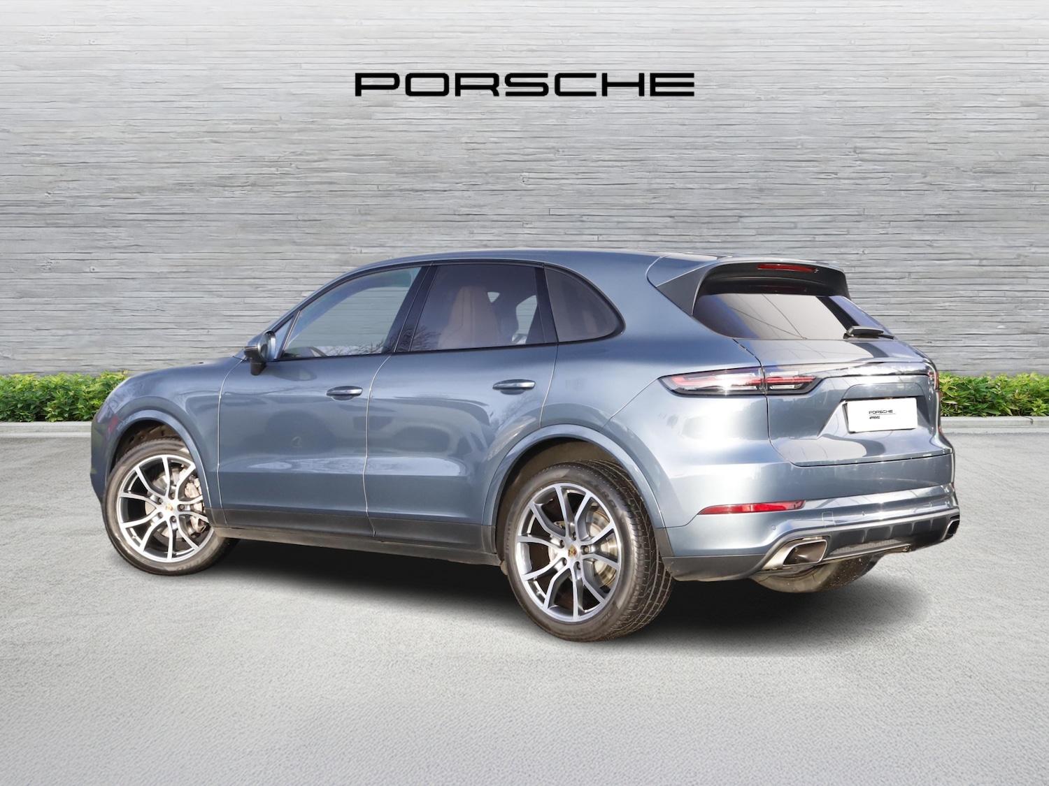 Used Porsche Cayenne 2018 for sale - 77106784: Photo 3