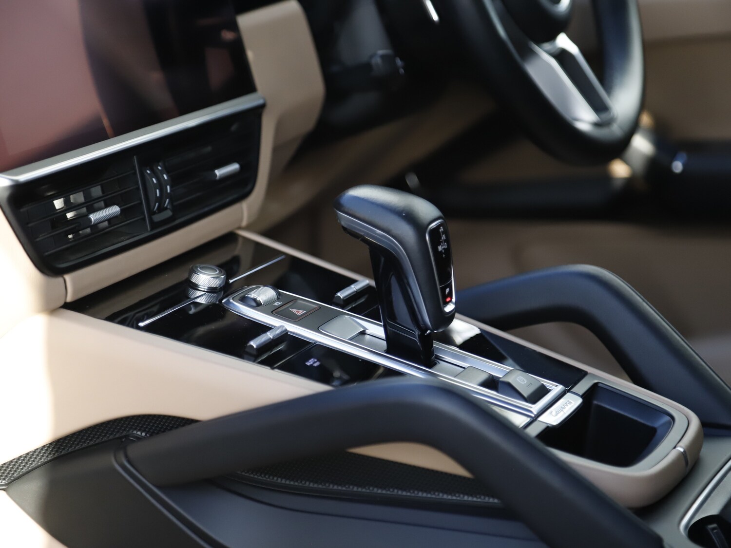 Used Porsche Cayenne 2018 for sale - 77106784: Photo 31