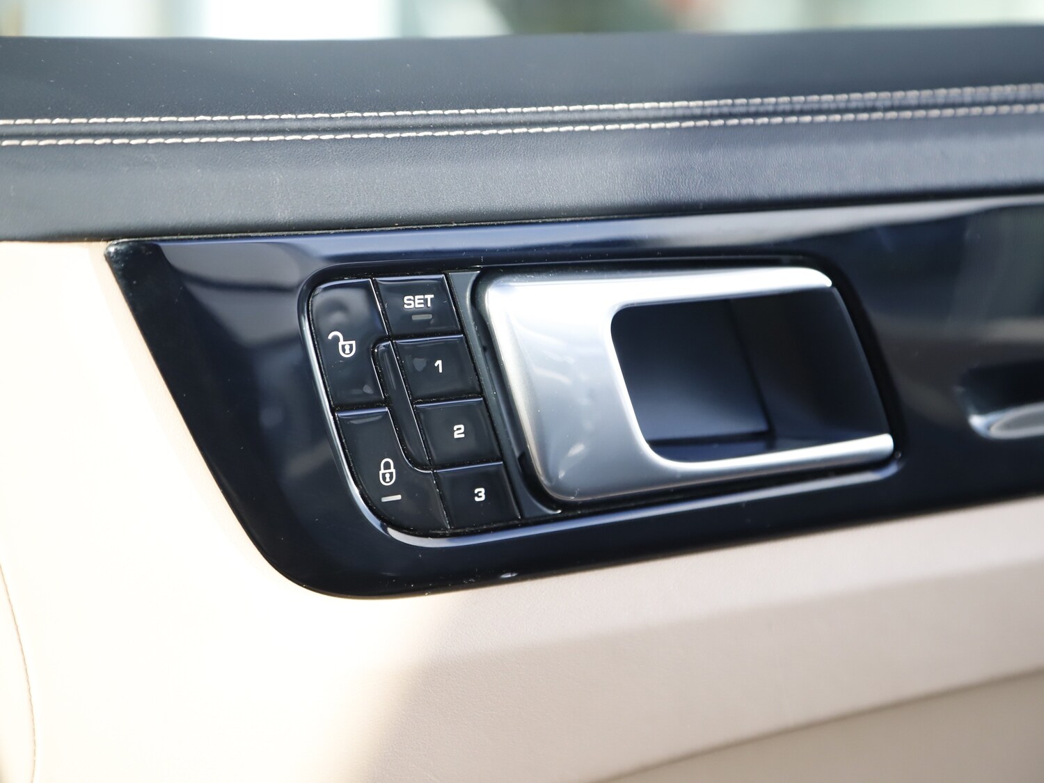 Used Porsche Cayenne 2018 for sale - 77106784: Photo 34