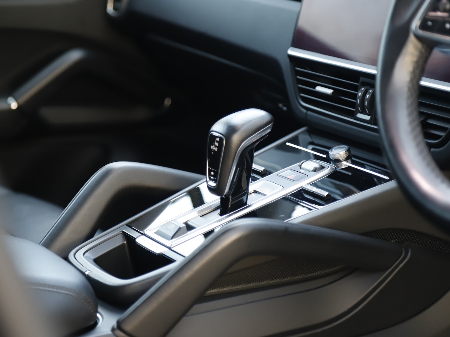 Used Porsche Cayenne 2020 for sale - 76711909: Photo 16