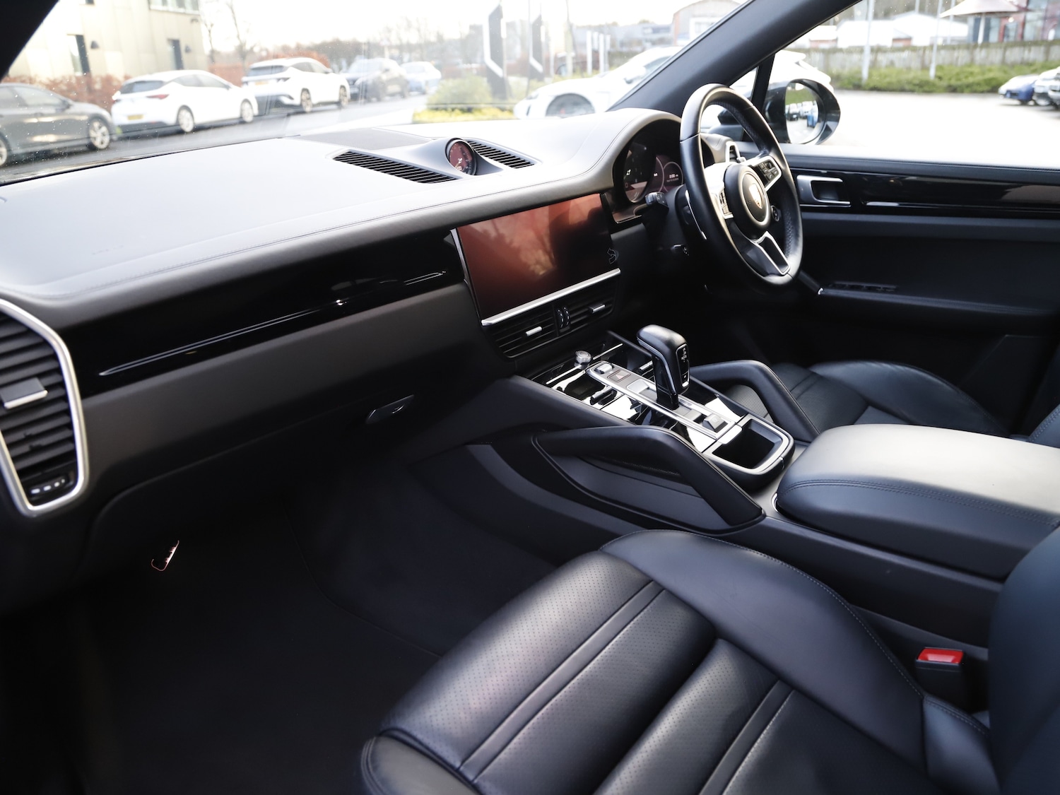 Used Porsche Cayenne 2020 for sale - 76711909: Photo 4