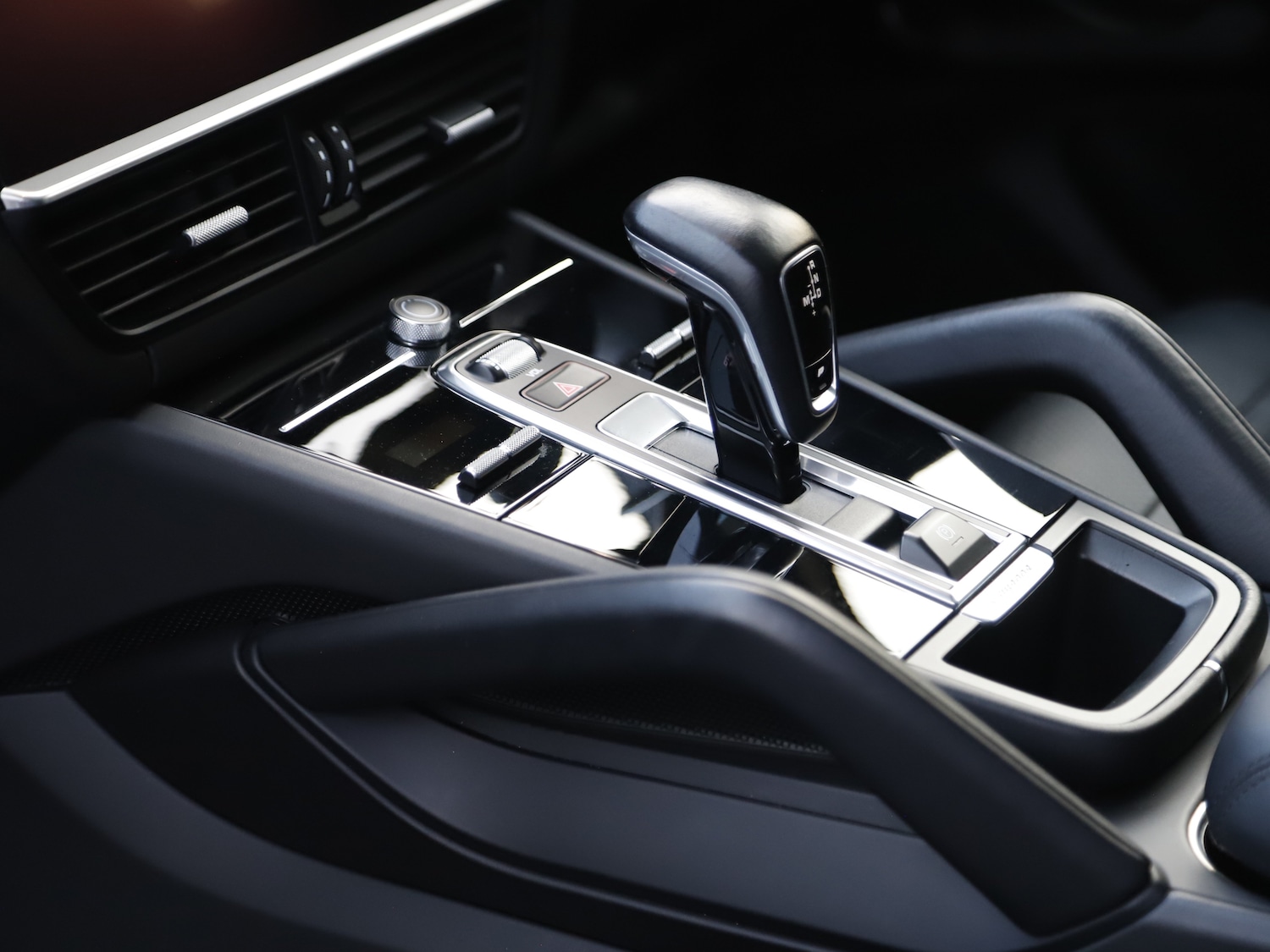 Used Porsche Cayenne 2020 for sale - 76711909: Photo 43