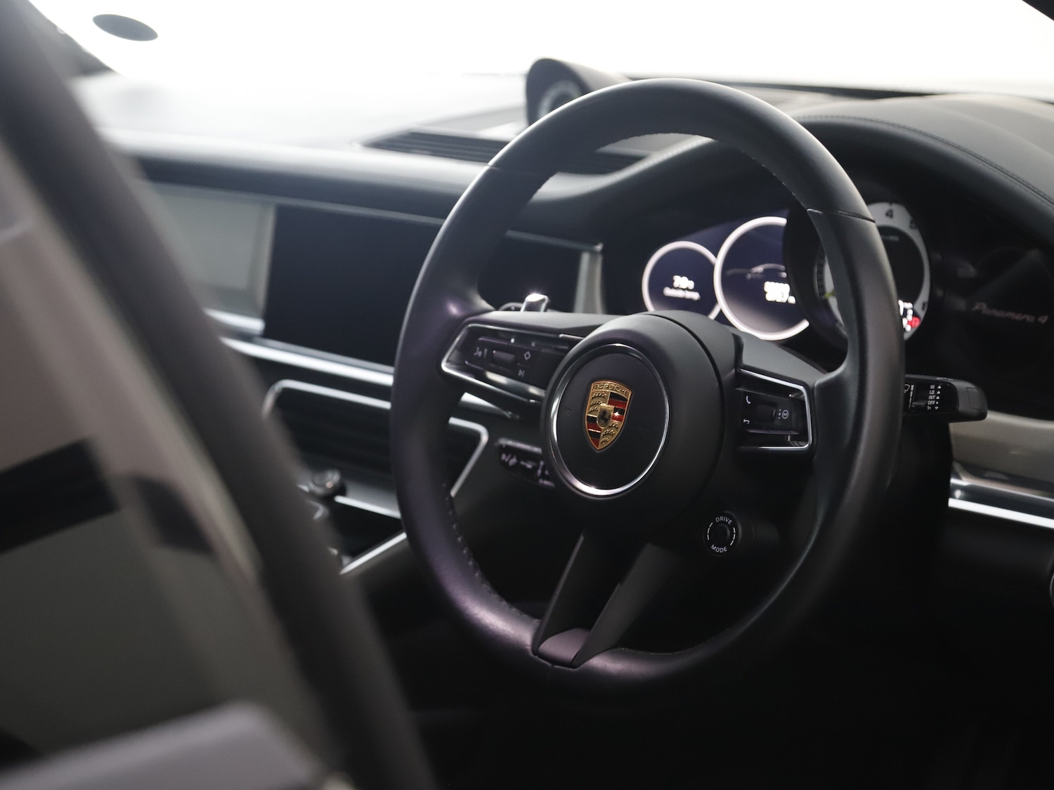 Used Porsche Panamera 2023 for sale - 77327529: Photo 14