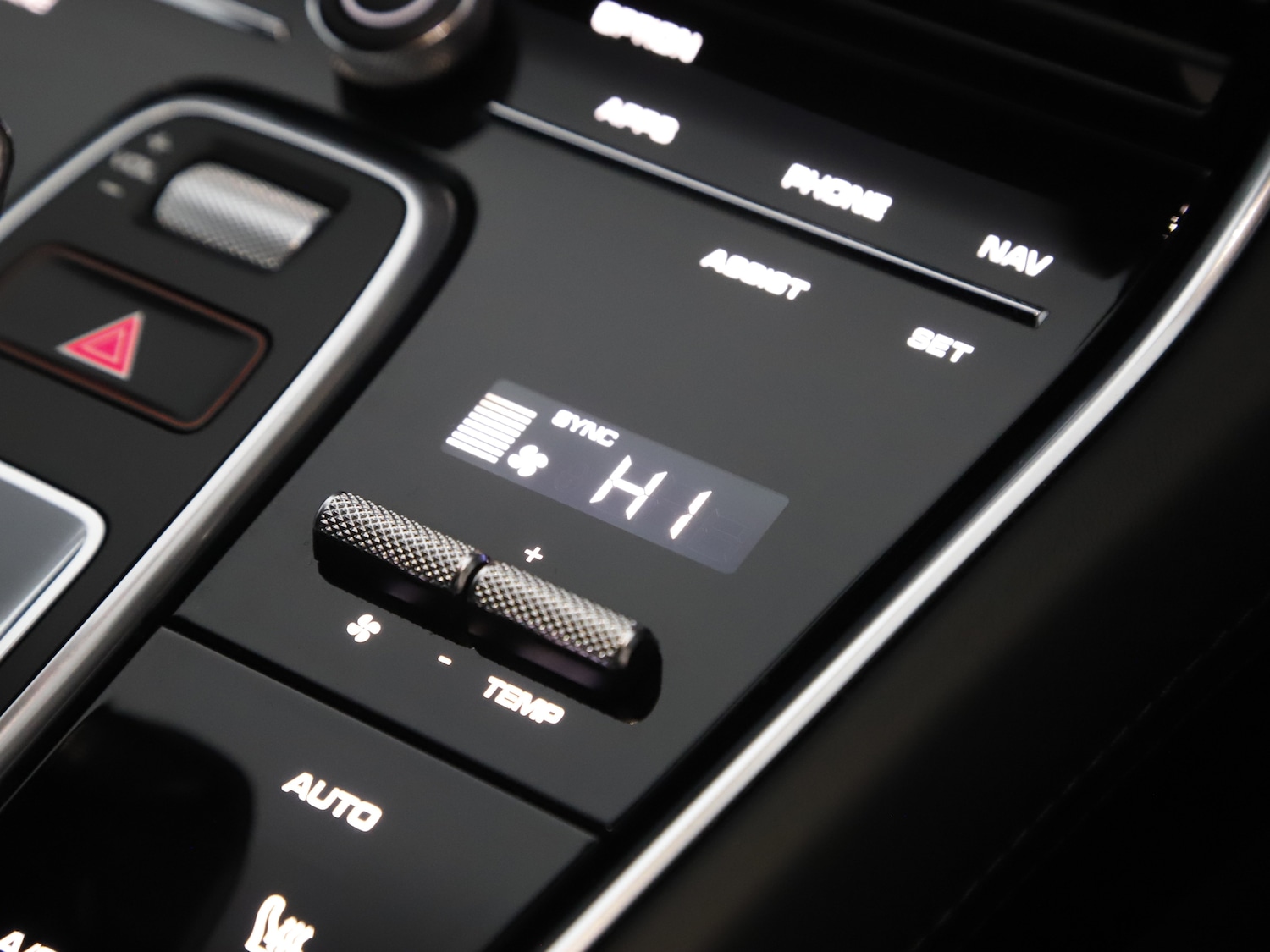 Used Porsche Panamera 2023 for sale - 77327529: Photo 39