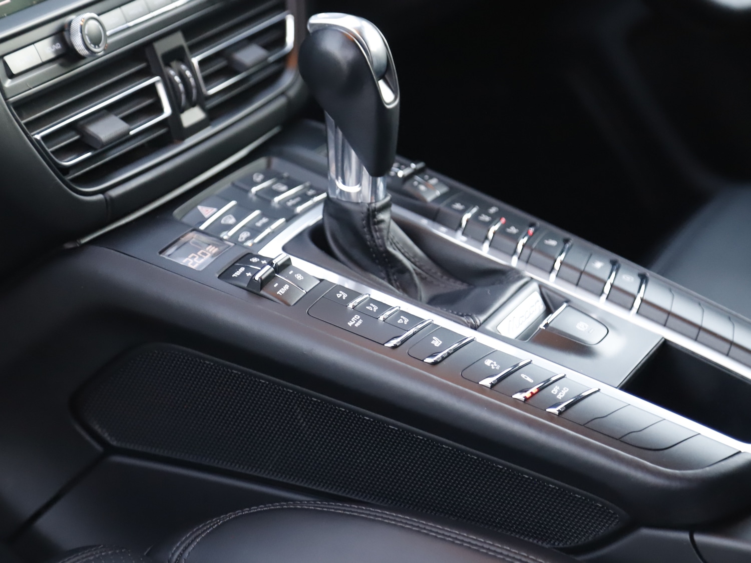 Used Porsche Macan 2019 for sale - 76884295: Photo 22