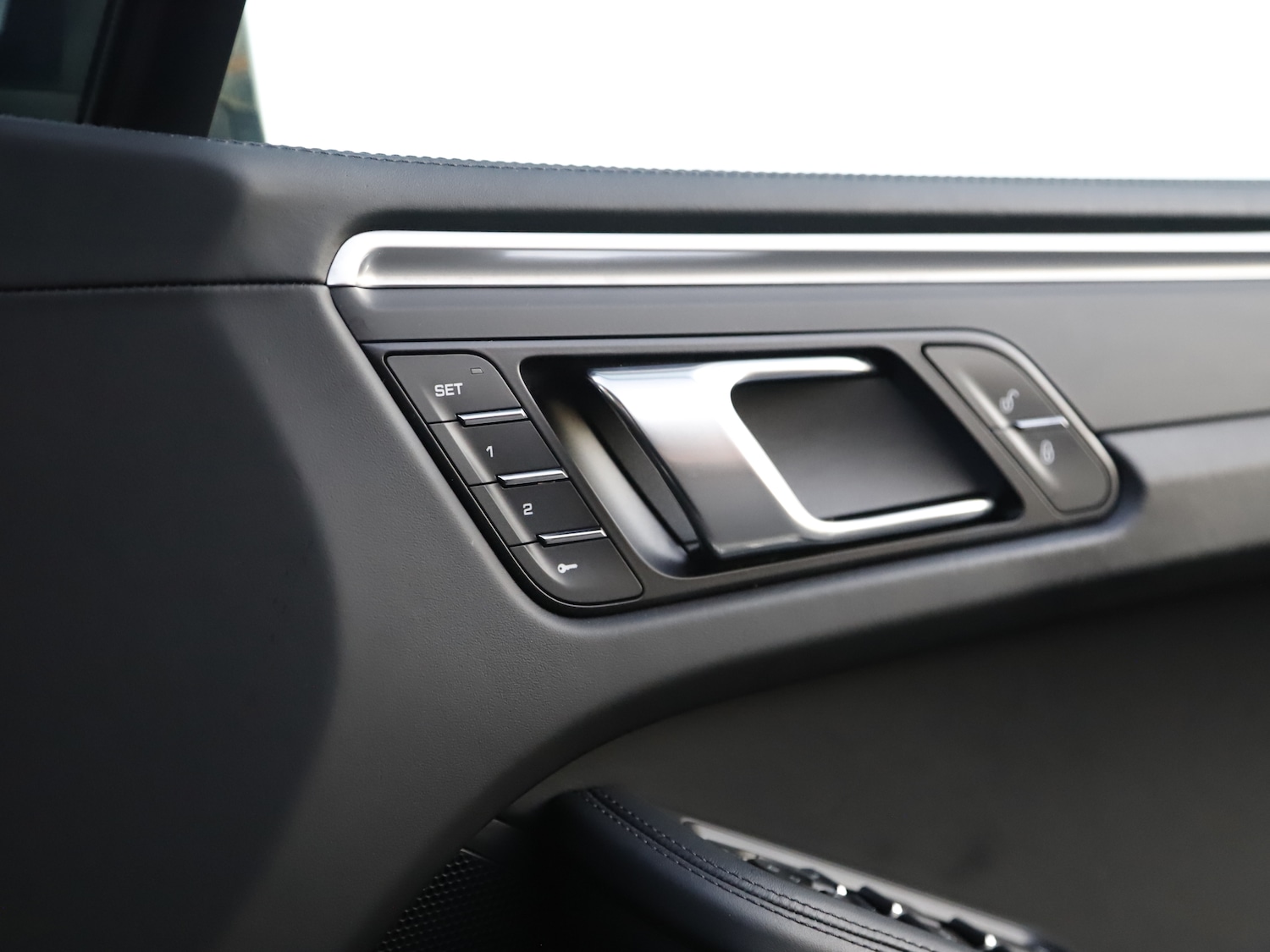 Used Porsche Macan 2019 for sale - 76884295: Photo 38