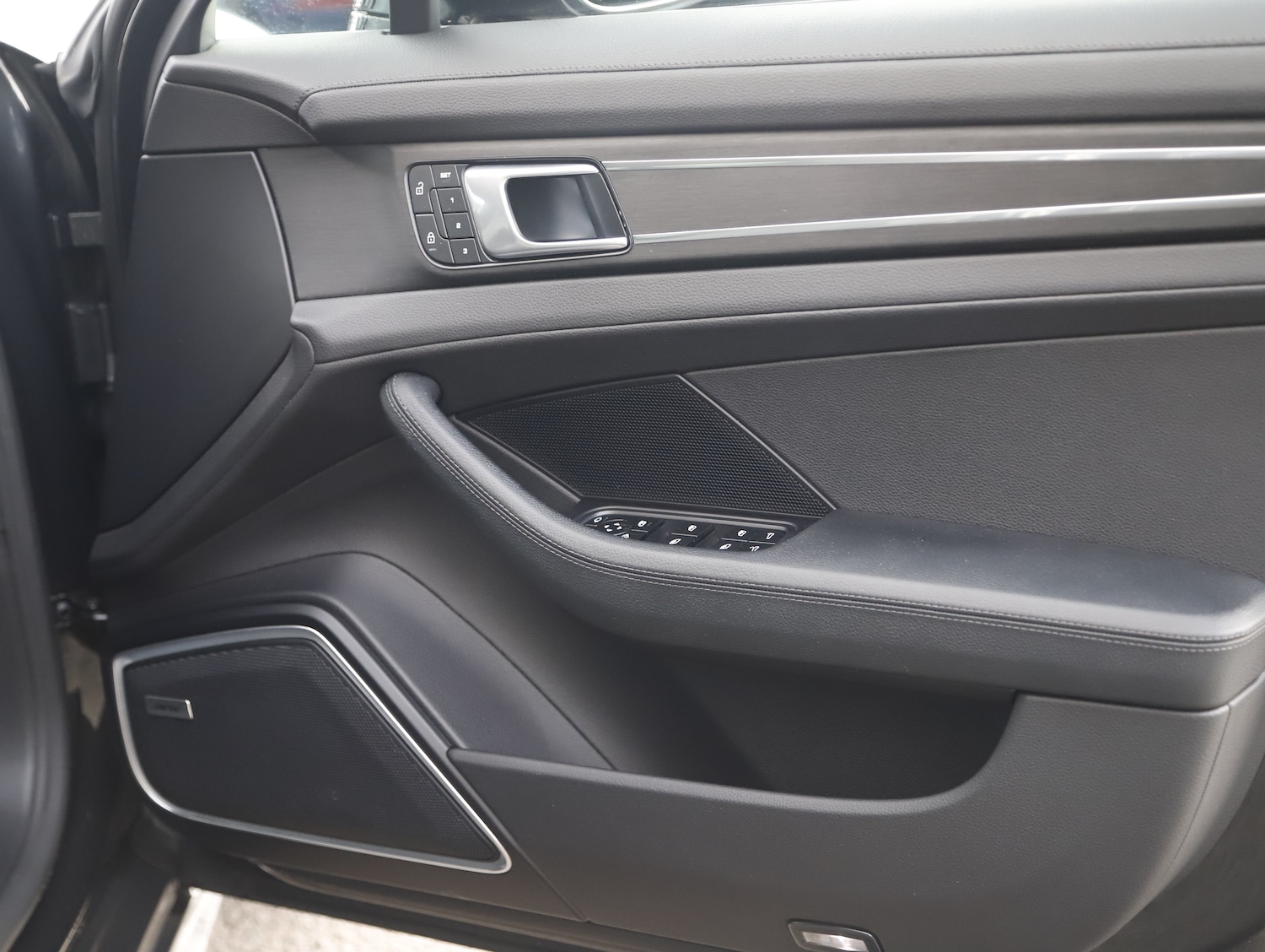 Used Porsche Panamera 2022 for sale - 77642137: Photo 28