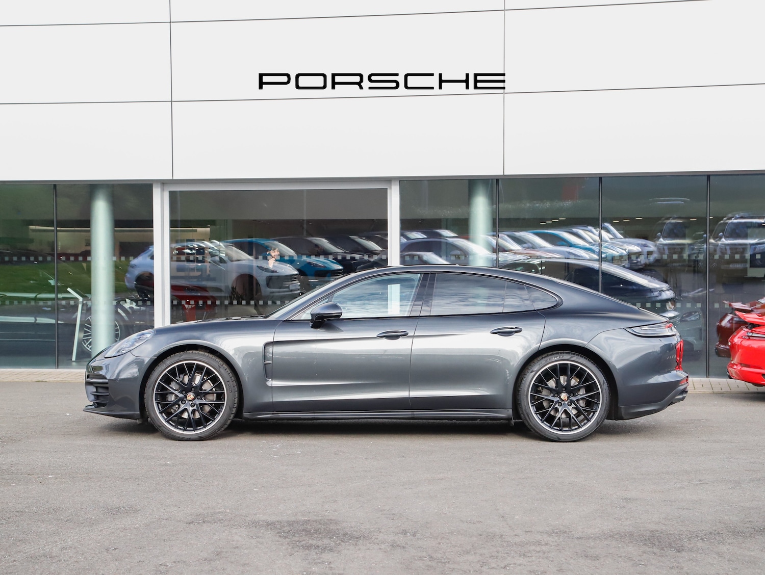Used Porsche Panamera 2022 for sale - 77642137: Photo 6