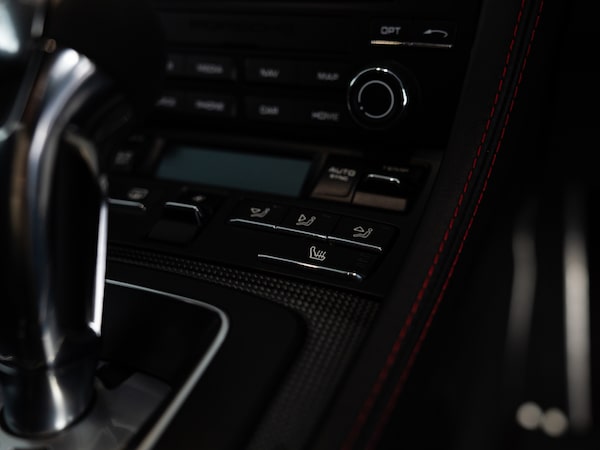 Used Porsche Cayman 2021 for sale - 76197119: Photo 3