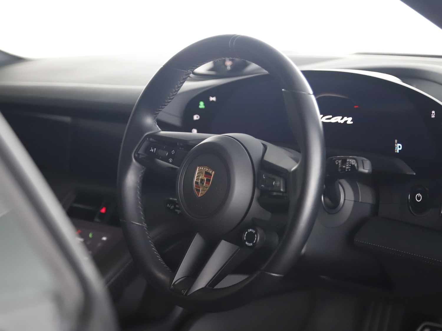 Used Porsche Taycan 2023 for sale - 76332990: Photo 12