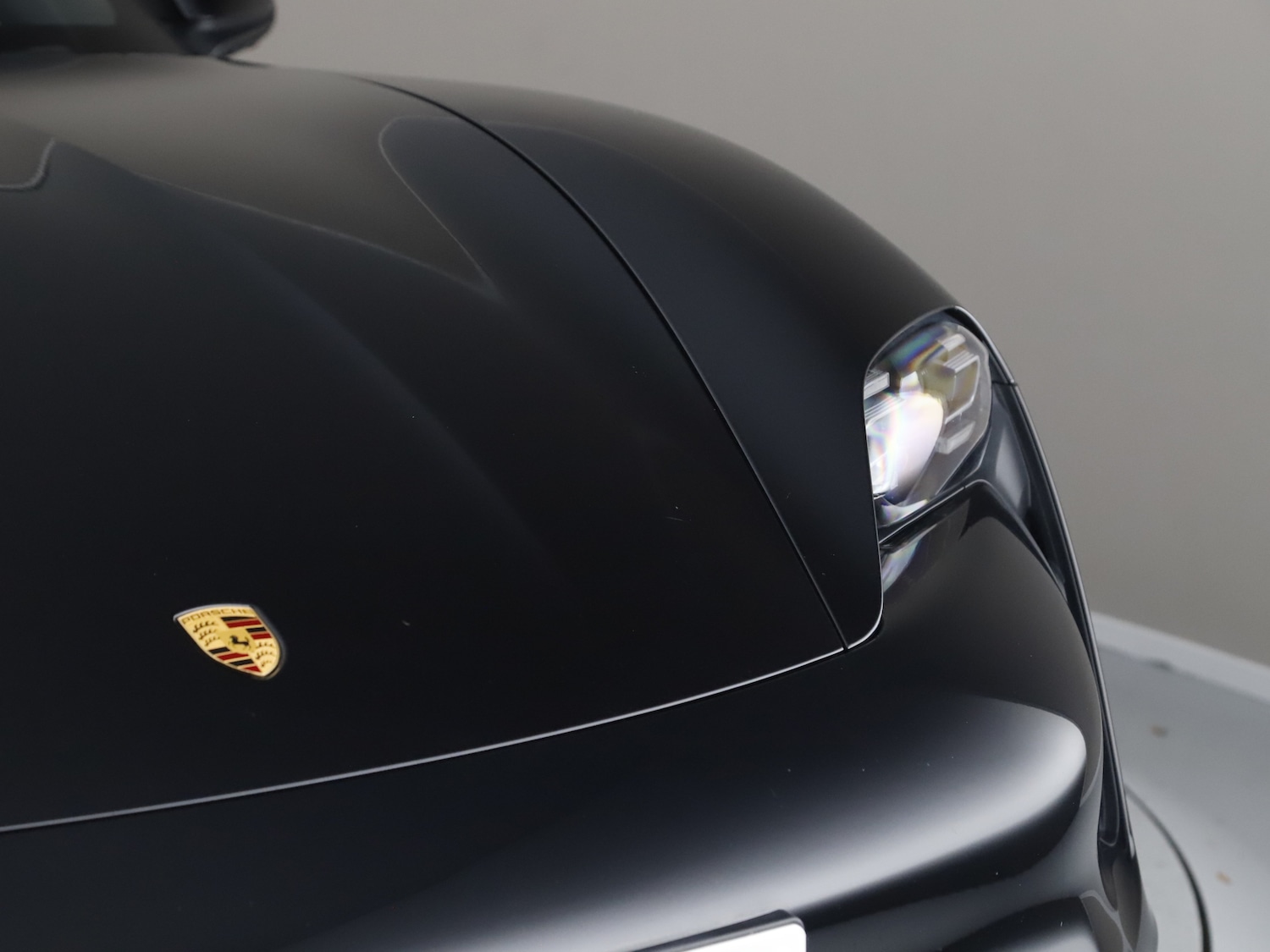 Used Porsche Taycan 2023 for sale - 76332990: Photo 21