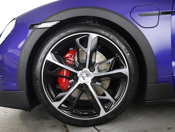 Used Porsche Taycan 2025 for sale - 75148794: Photo