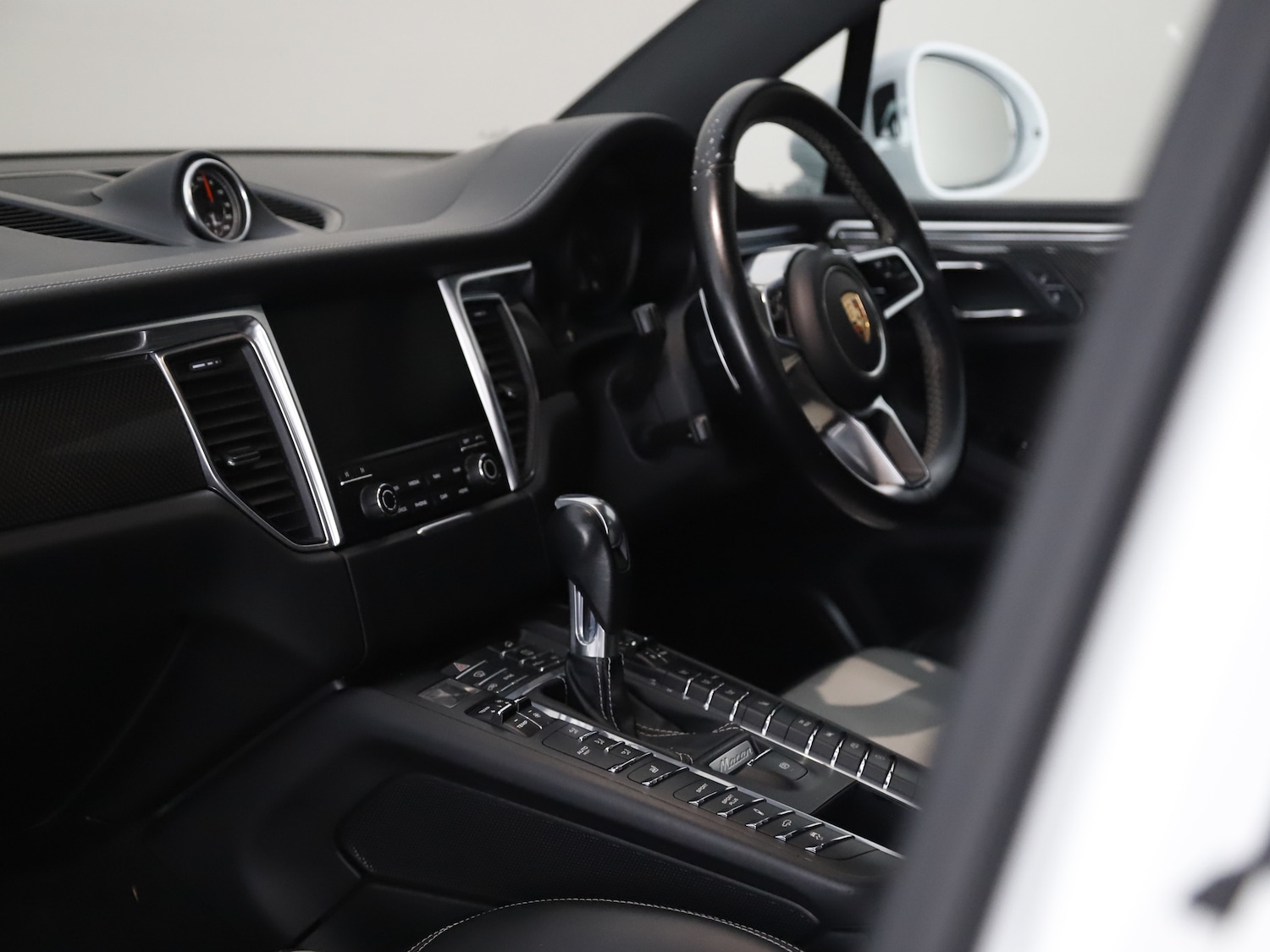 Used Porsche Macan 2017 for sale - 76344985: Photo 20