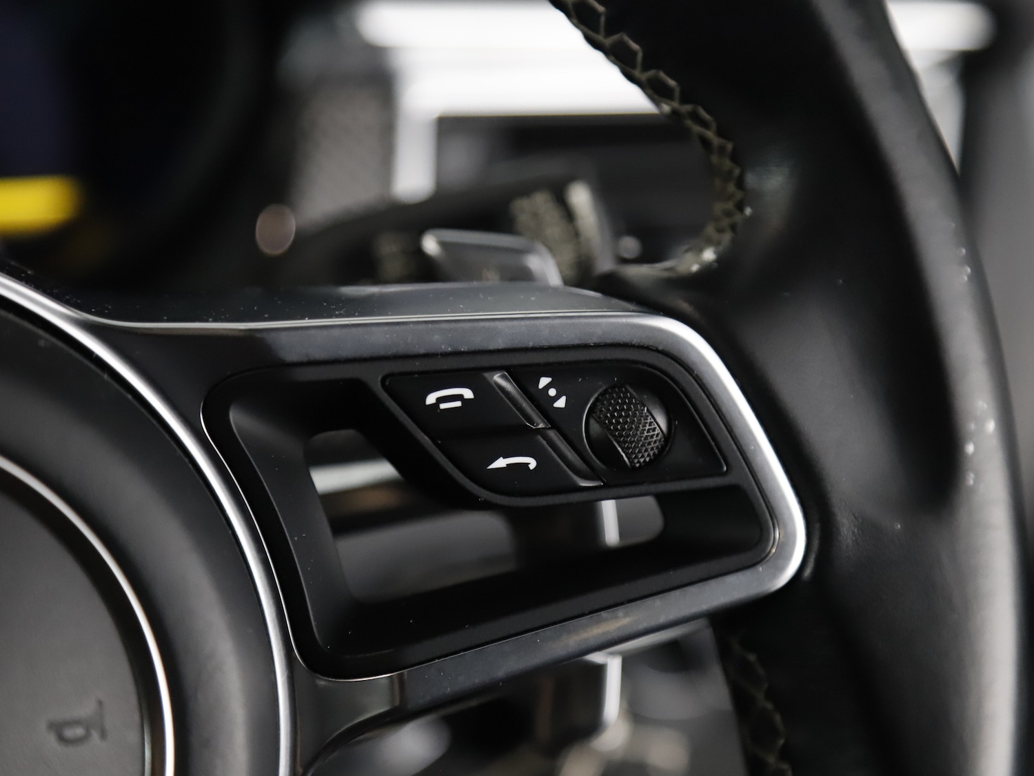 Used Porsche Macan 2017 for sale - 76344985: Photo 24