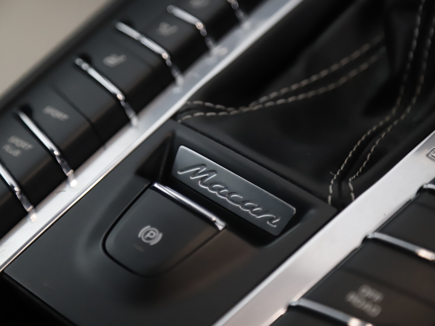 Used Porsche Macan 2017 for sale - 76344985: Photo 25