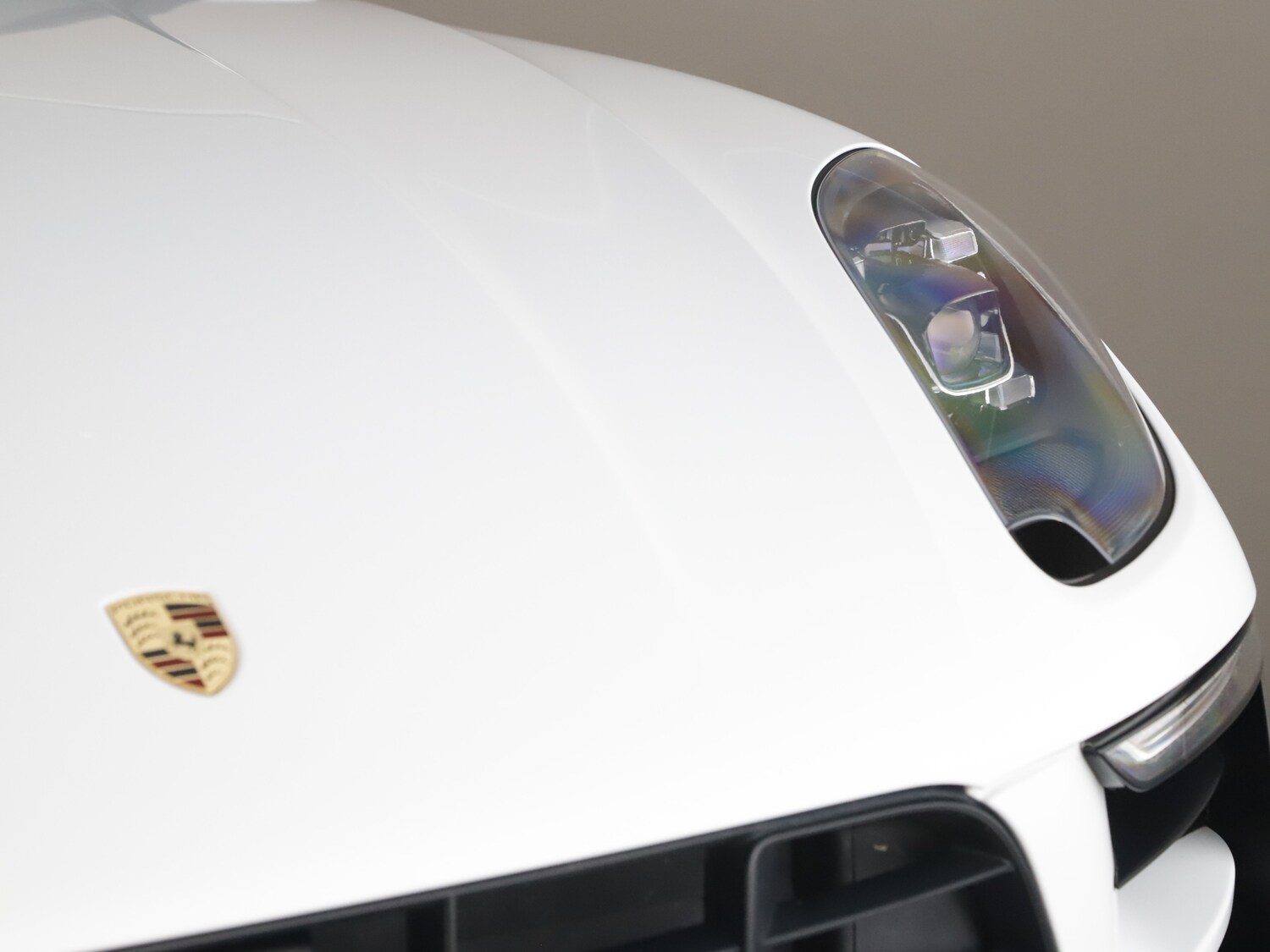 Used Porsche Macan 2017 for sale - 76344985: Photo 32