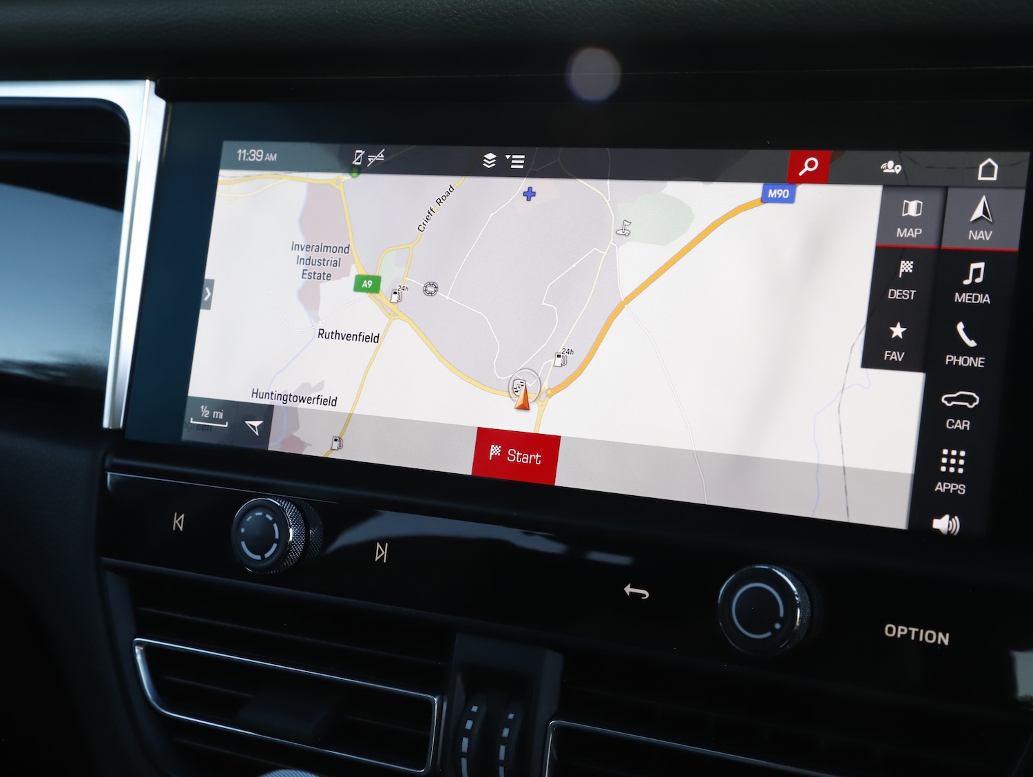 Used Porsche Macan 2023 for sale - 77836184: Photo 45