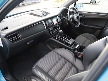 Used Porsche Macan 2022 for sale - 76711907: Photo