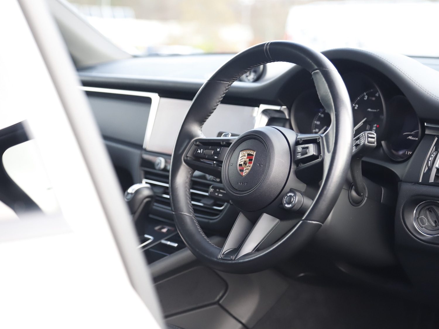 Used Porsche Macan 2024 for sale - 77494114: Photo 17