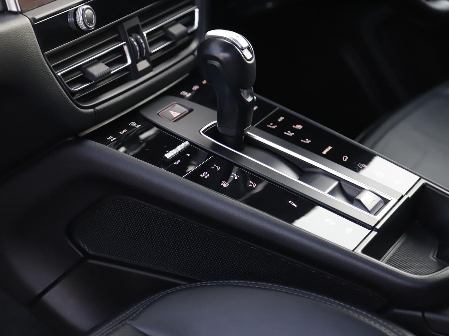 Used Porsche Macan 2024 for sale - 77494114: Photo 28