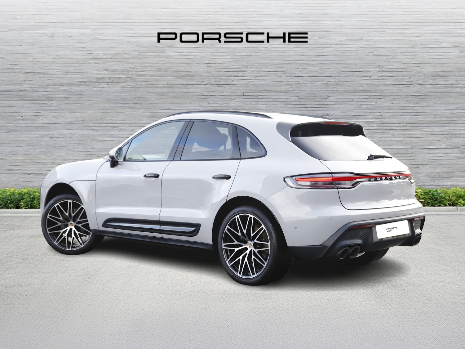 Used Porsche Macan 2024 for sale - 77494114: Photo 3