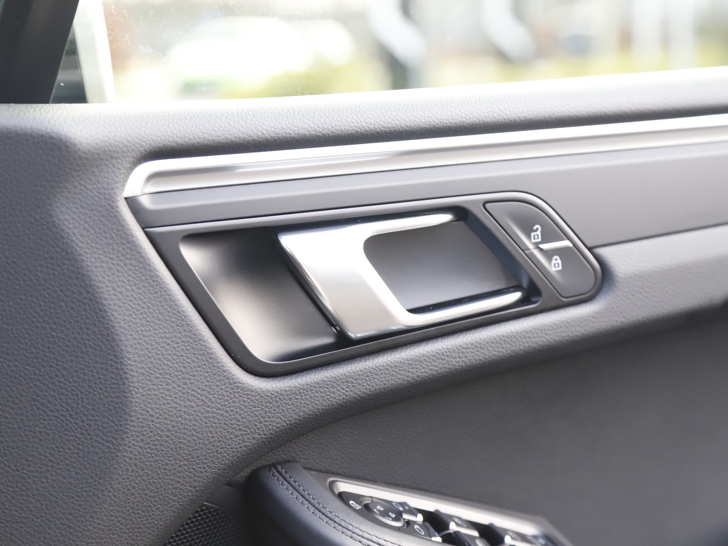 Used Porsche Macan 2024 for sale - 77494114: Photo 33